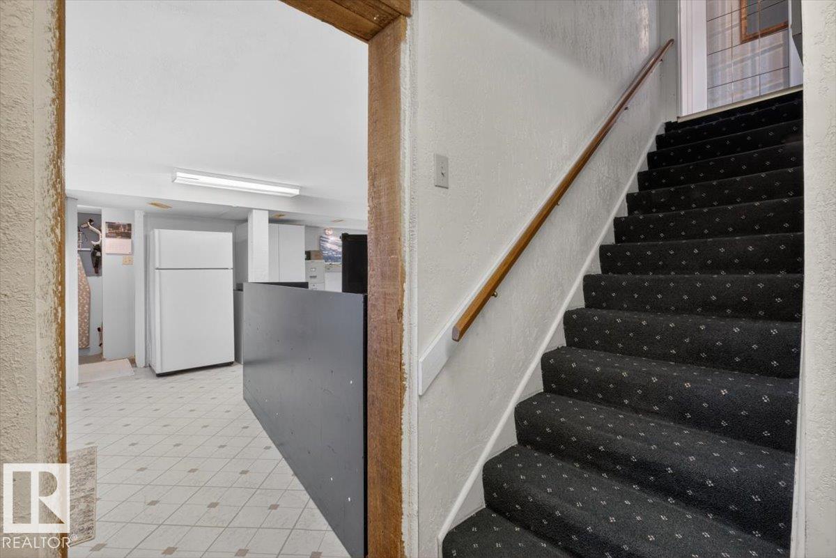 11302 58 ST NW, Edmonton