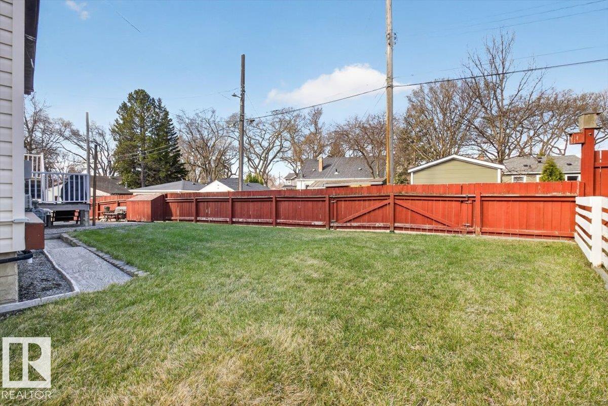 11302 58 ST NW, Edmonton