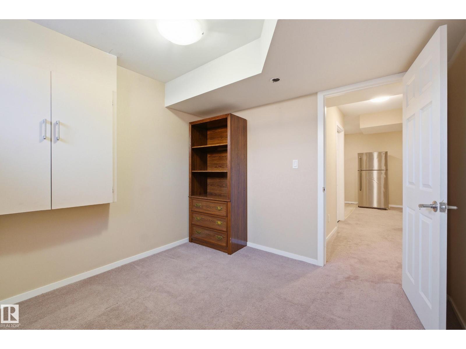 2132 32 Street NW NW, Edmonton