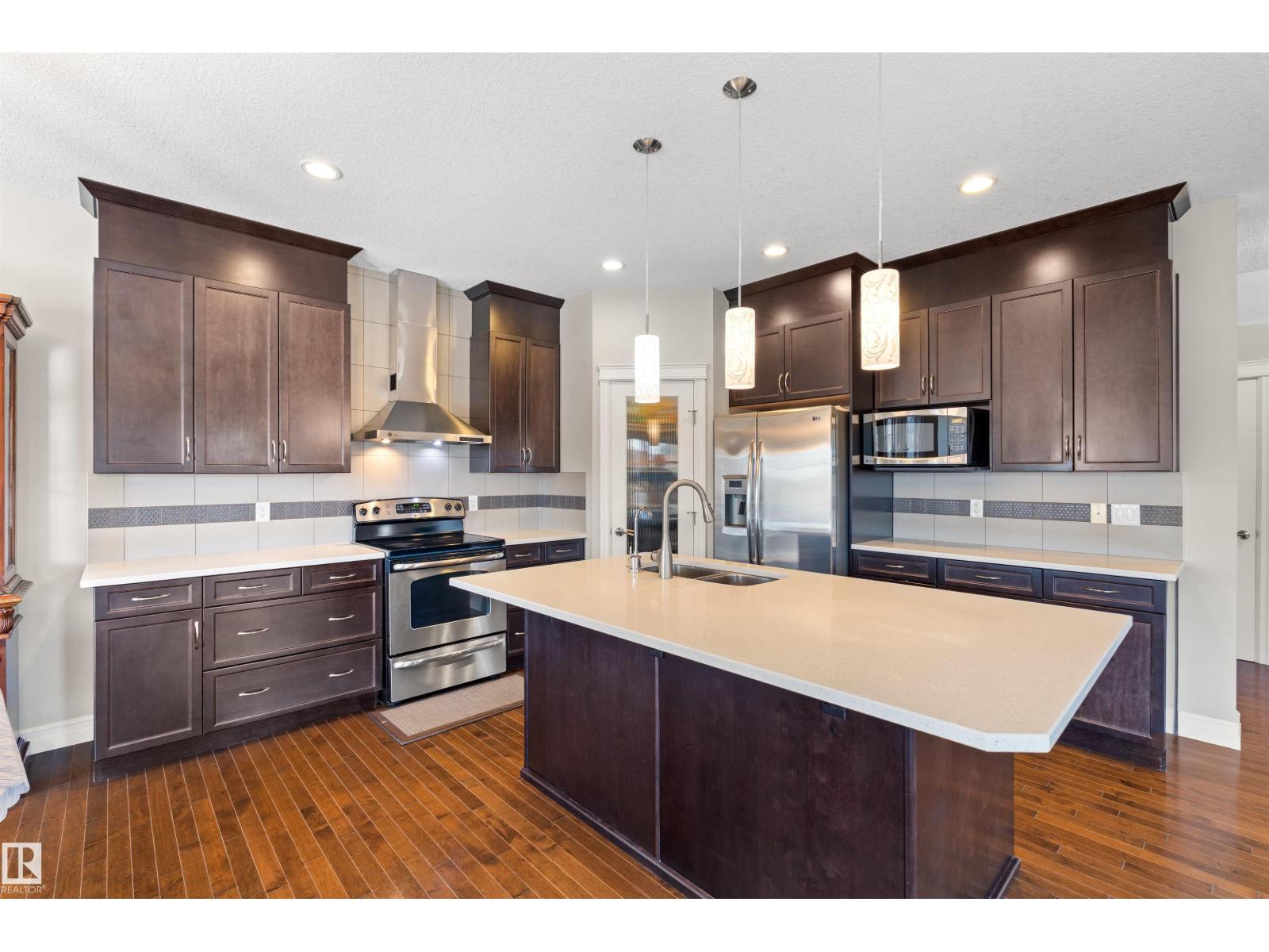 2031 ARMITAGE GREEN GR NW, Edmonton