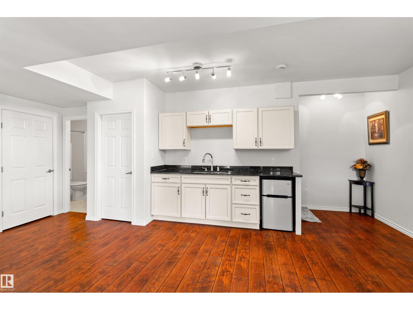 2031 ARMITAGE GREEN GR NW, Edmonton
