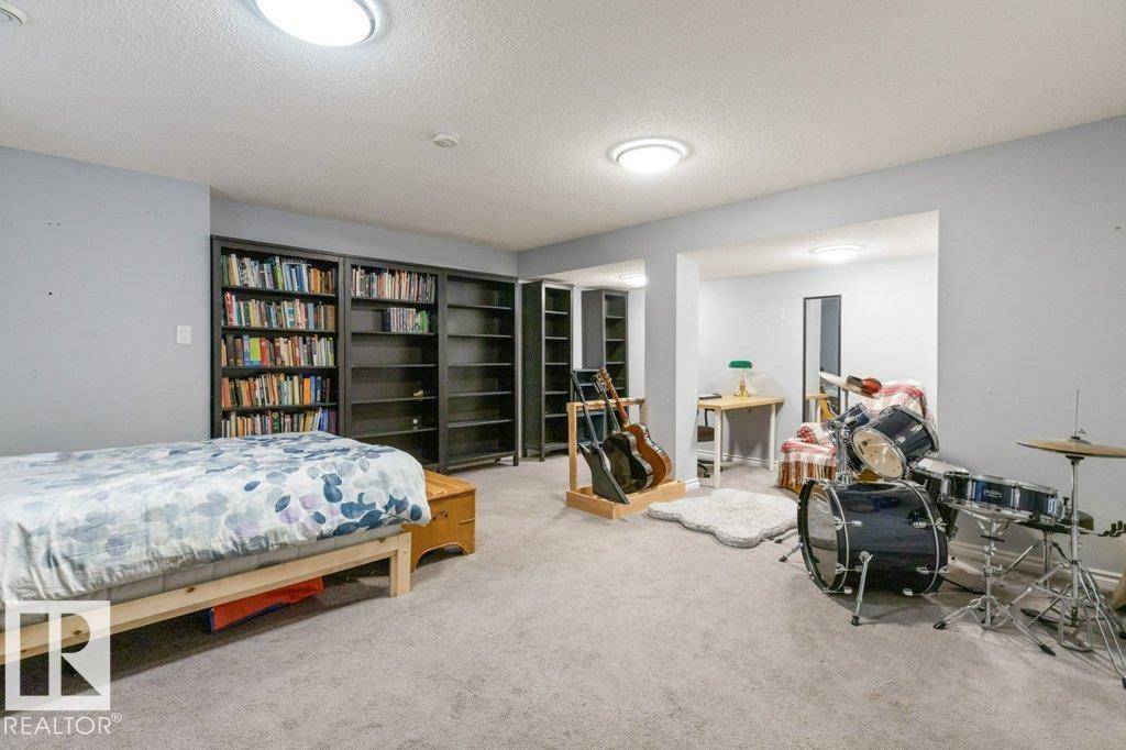 21414 94A AV NW, Edmonton