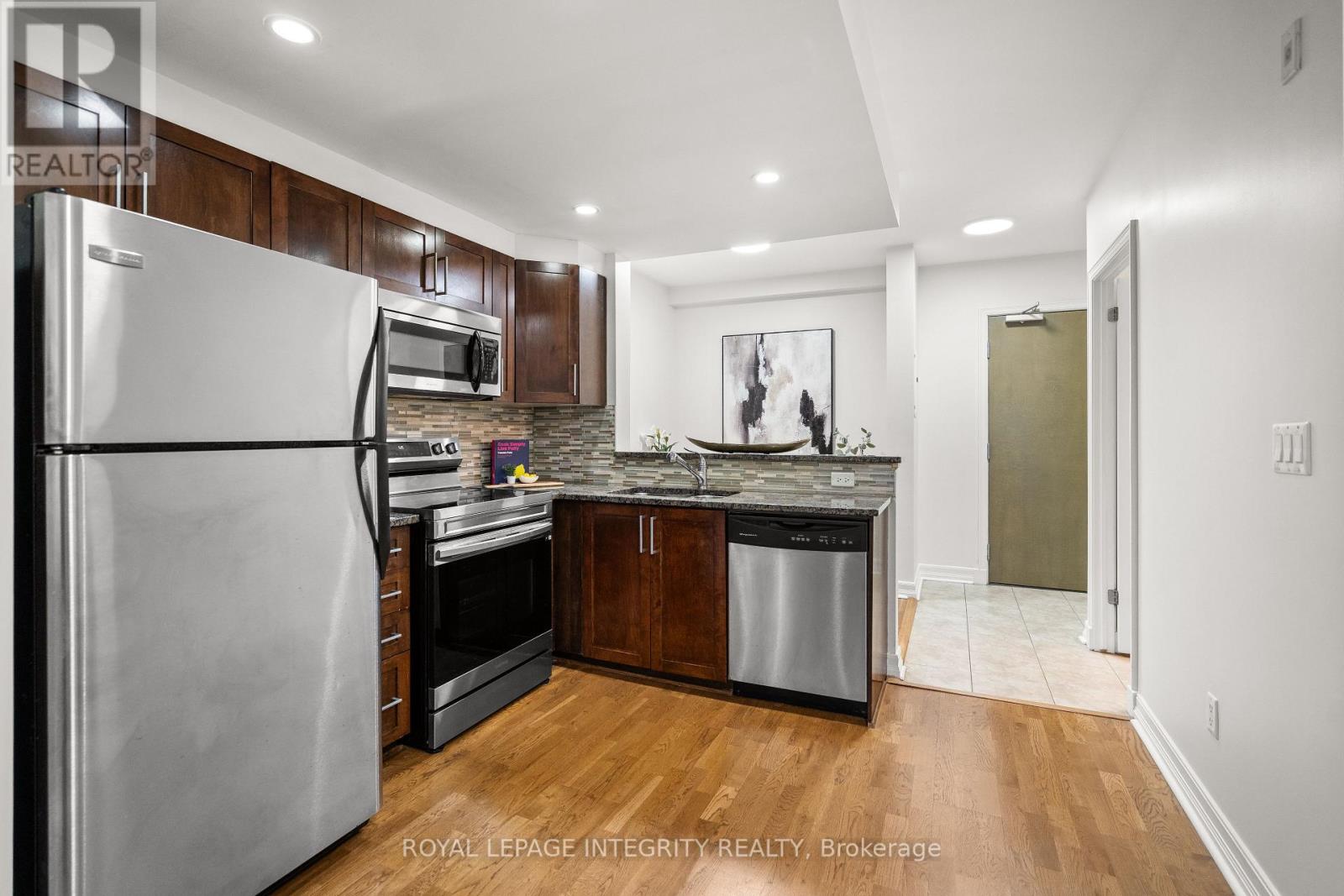 #710 200 BESSERER STREET - 10