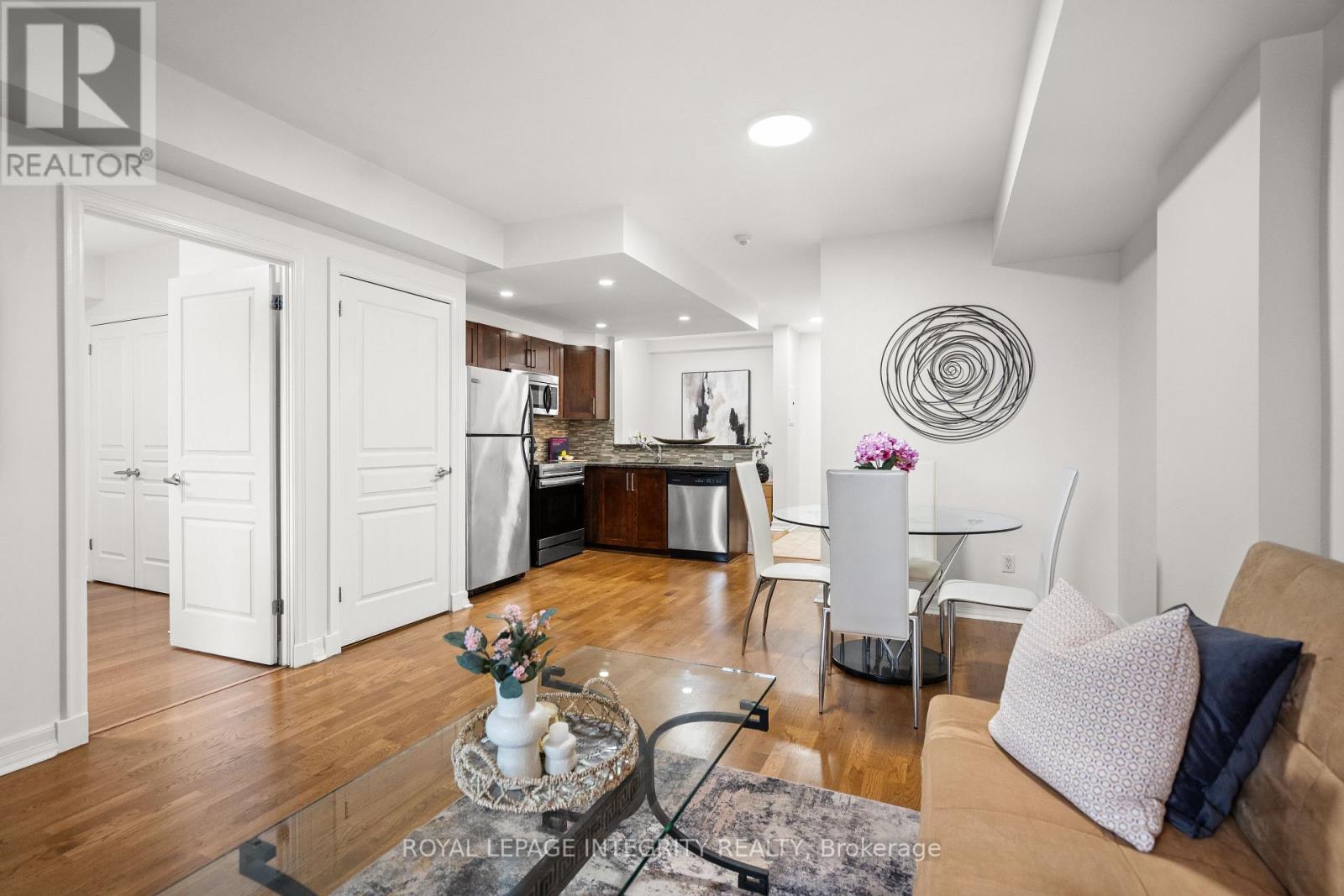 #710 200 BESSERER STREET - 11