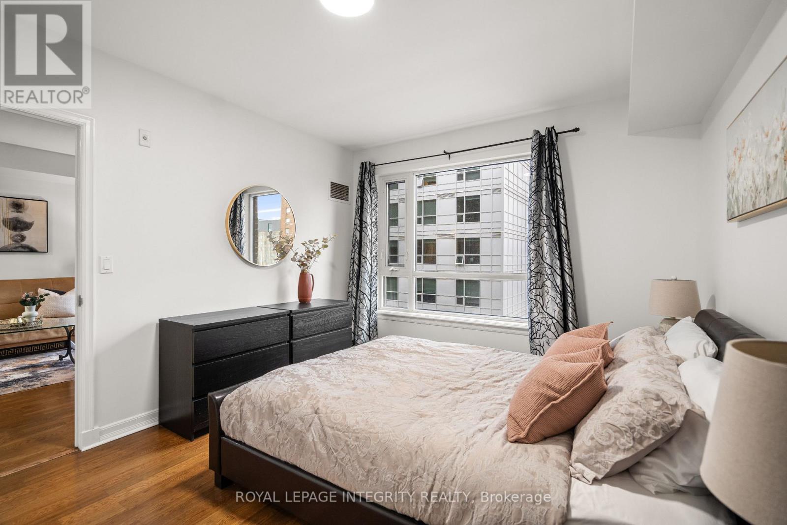 #710 200 BESSERER STREET - 14