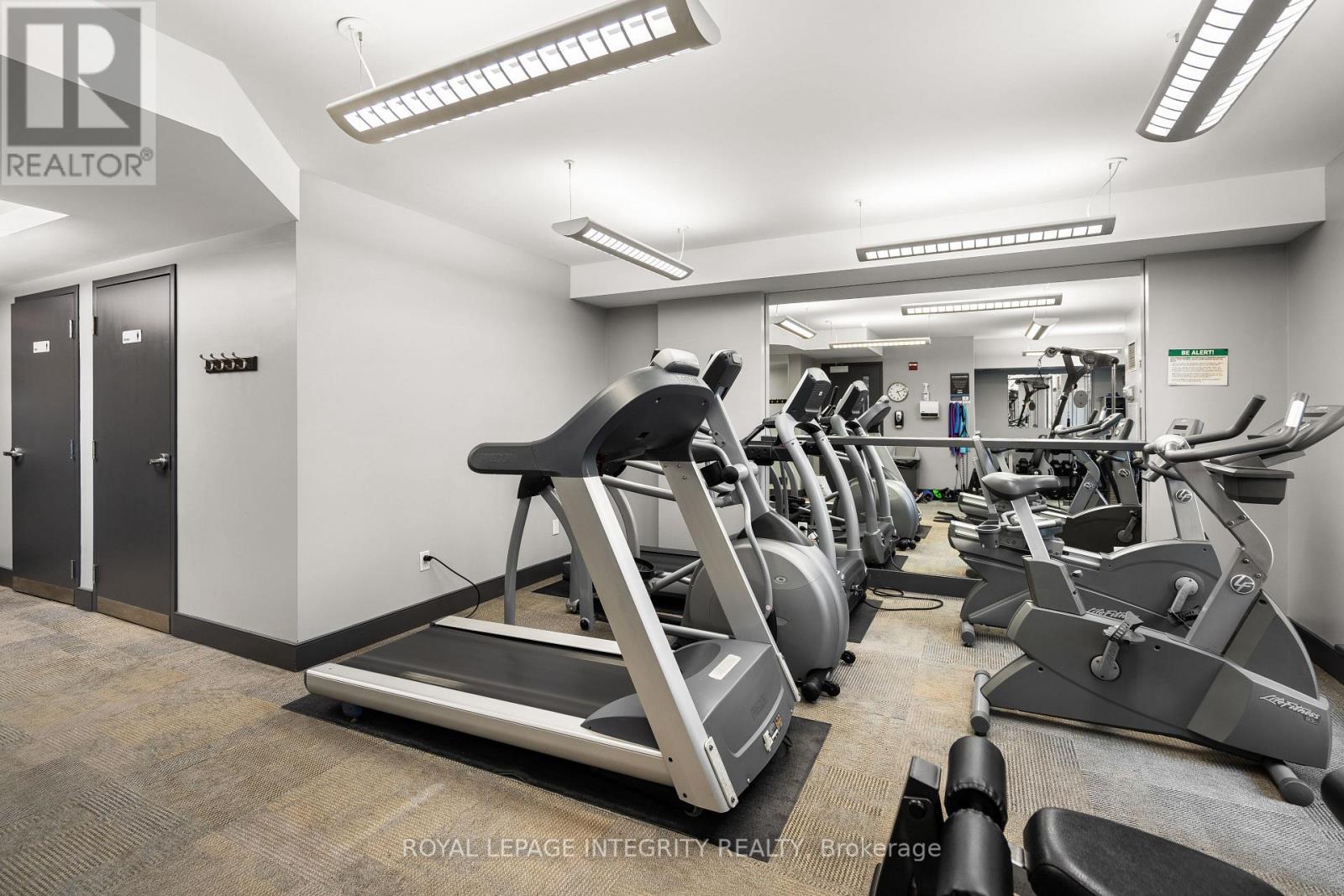 #710 200 BESSERER STREET - 24