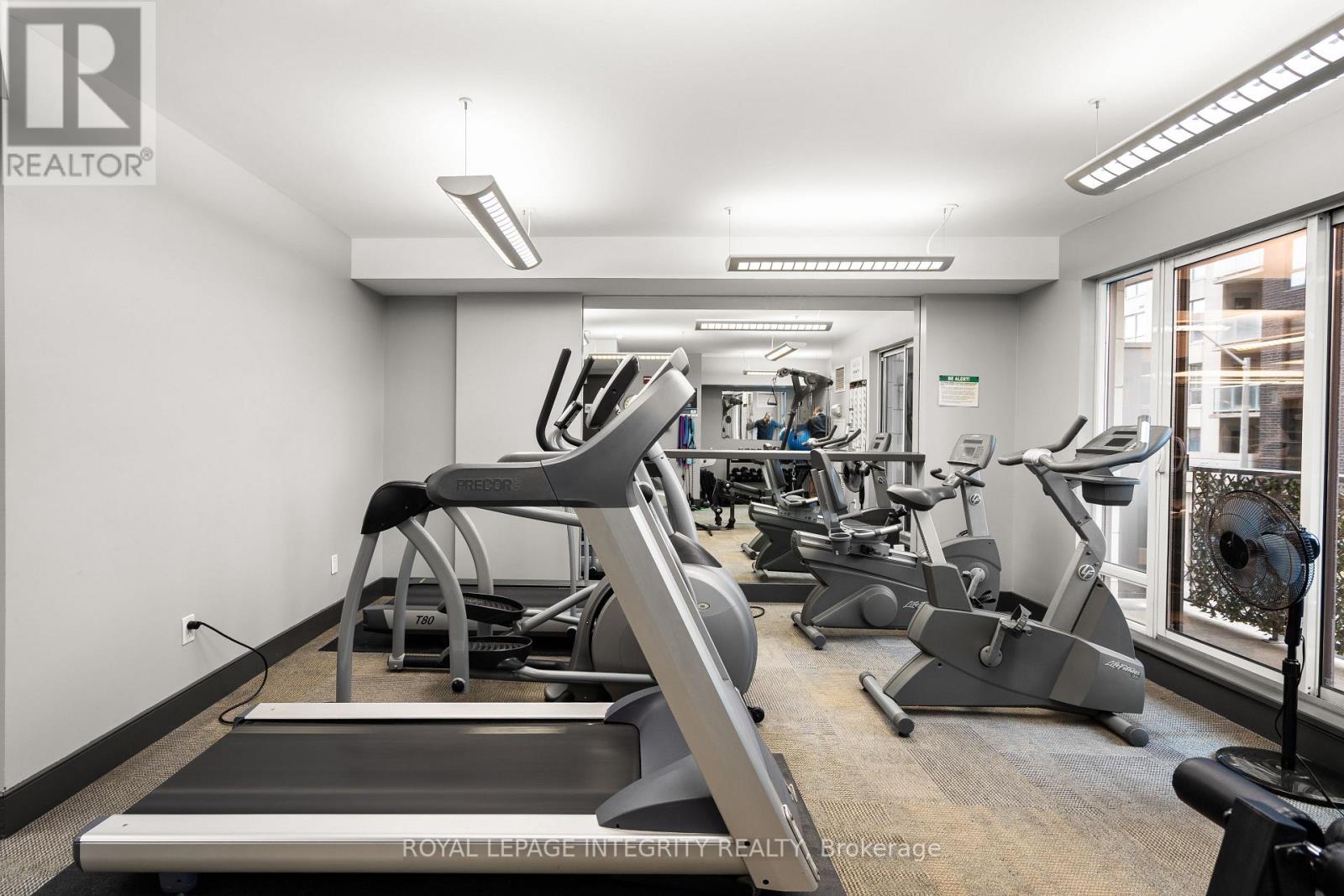 #710 200 BESSERER STREET - 25