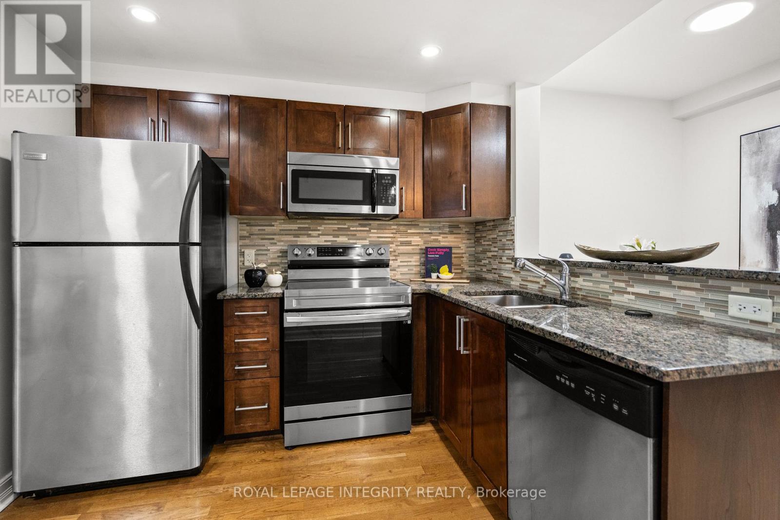 #710 200 BESSERER STREET - 8