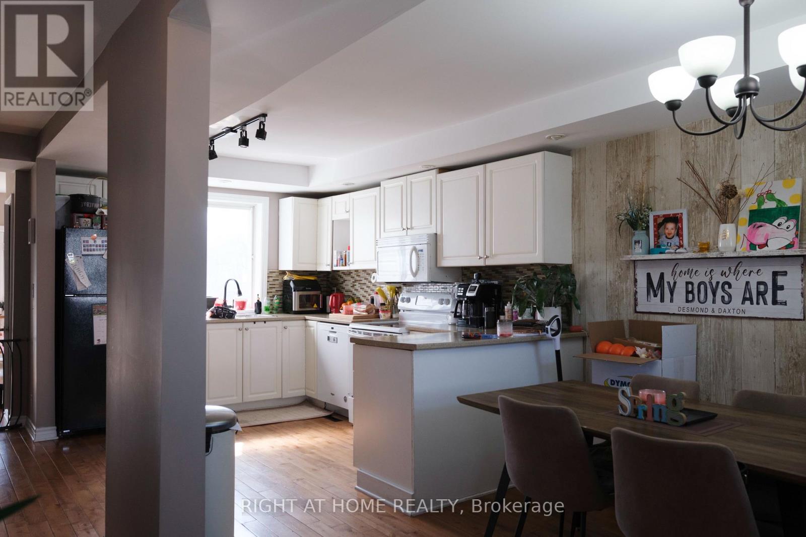 245 HARRIET STREET - 5