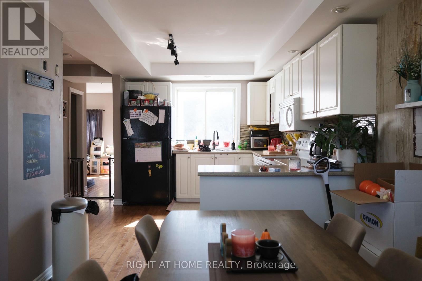 245 HARRIET STREET - 6