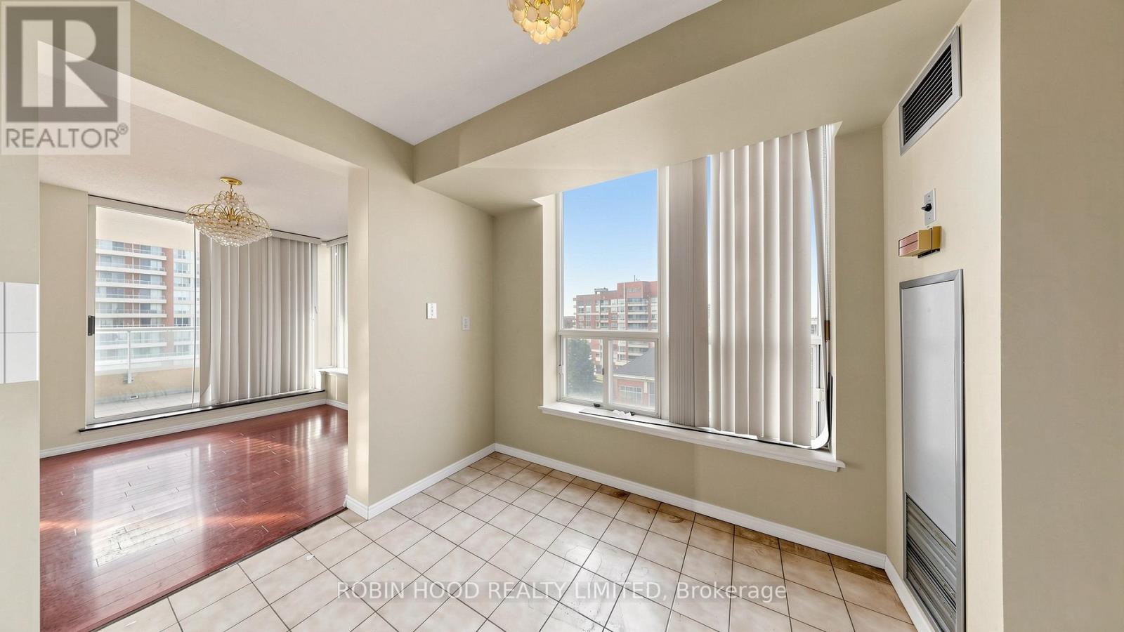 #603 400 MCLEVIN AVENUE - 12