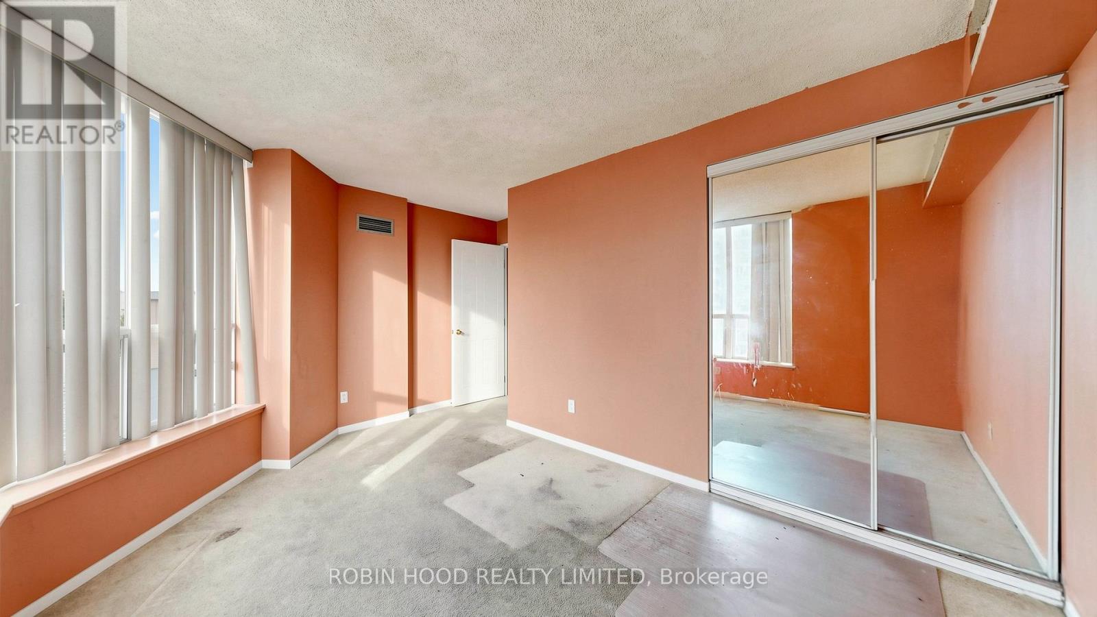 #603 400 MCLEVIN AVENUE - 24