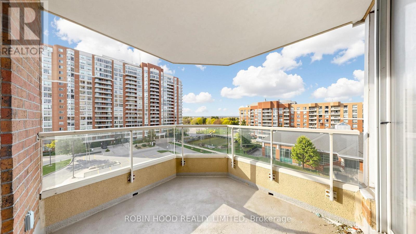 #603 400 MCLEVIN AVENUE - 28