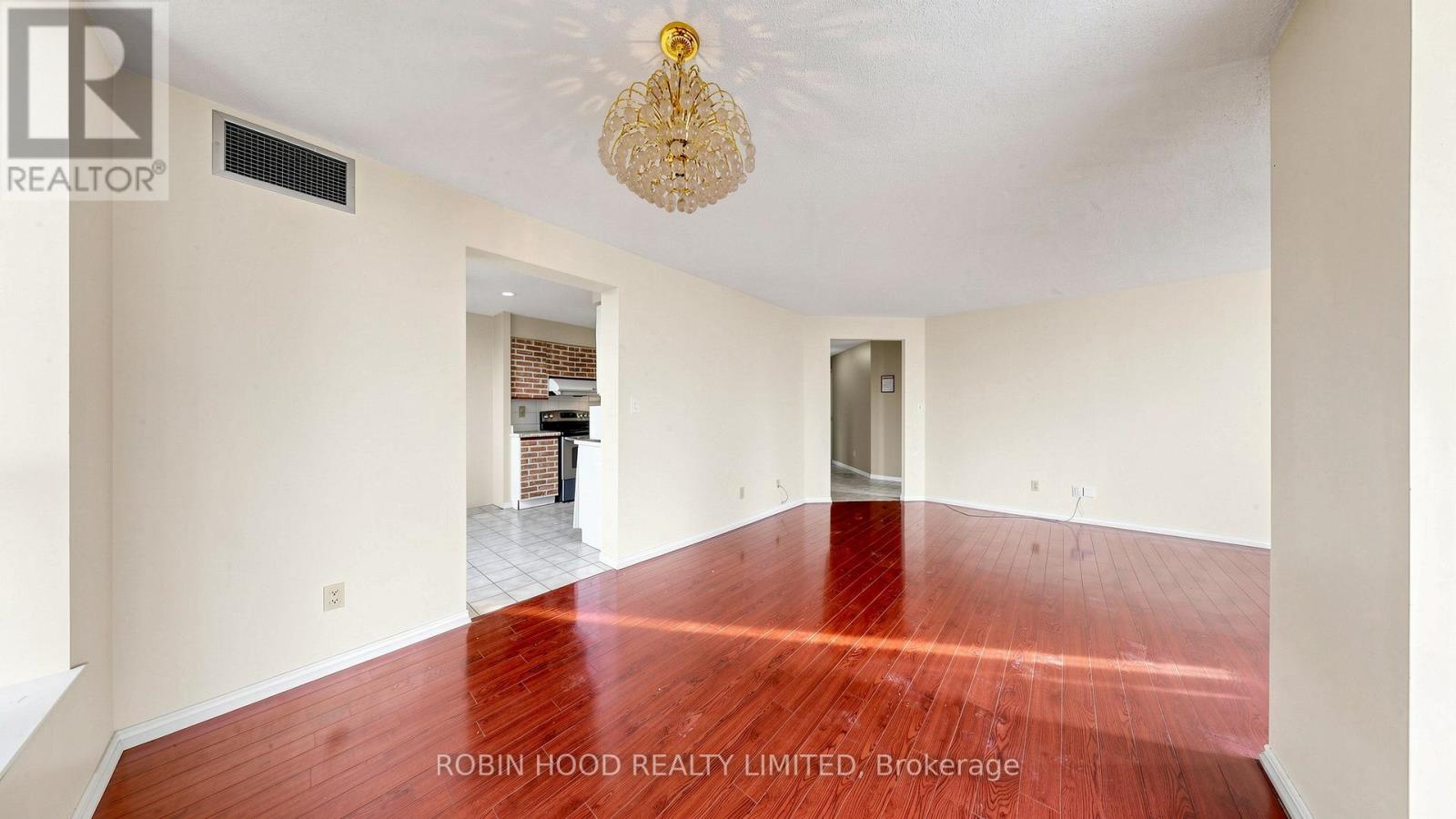#603 400 MCLEVIN AVENUE - 5