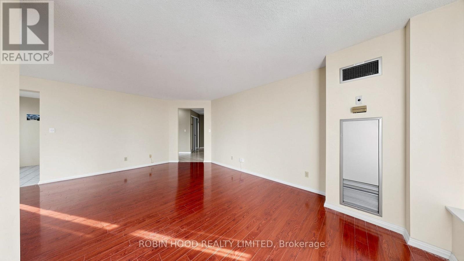 #603 400 MCLEVIN AVENUE - 8