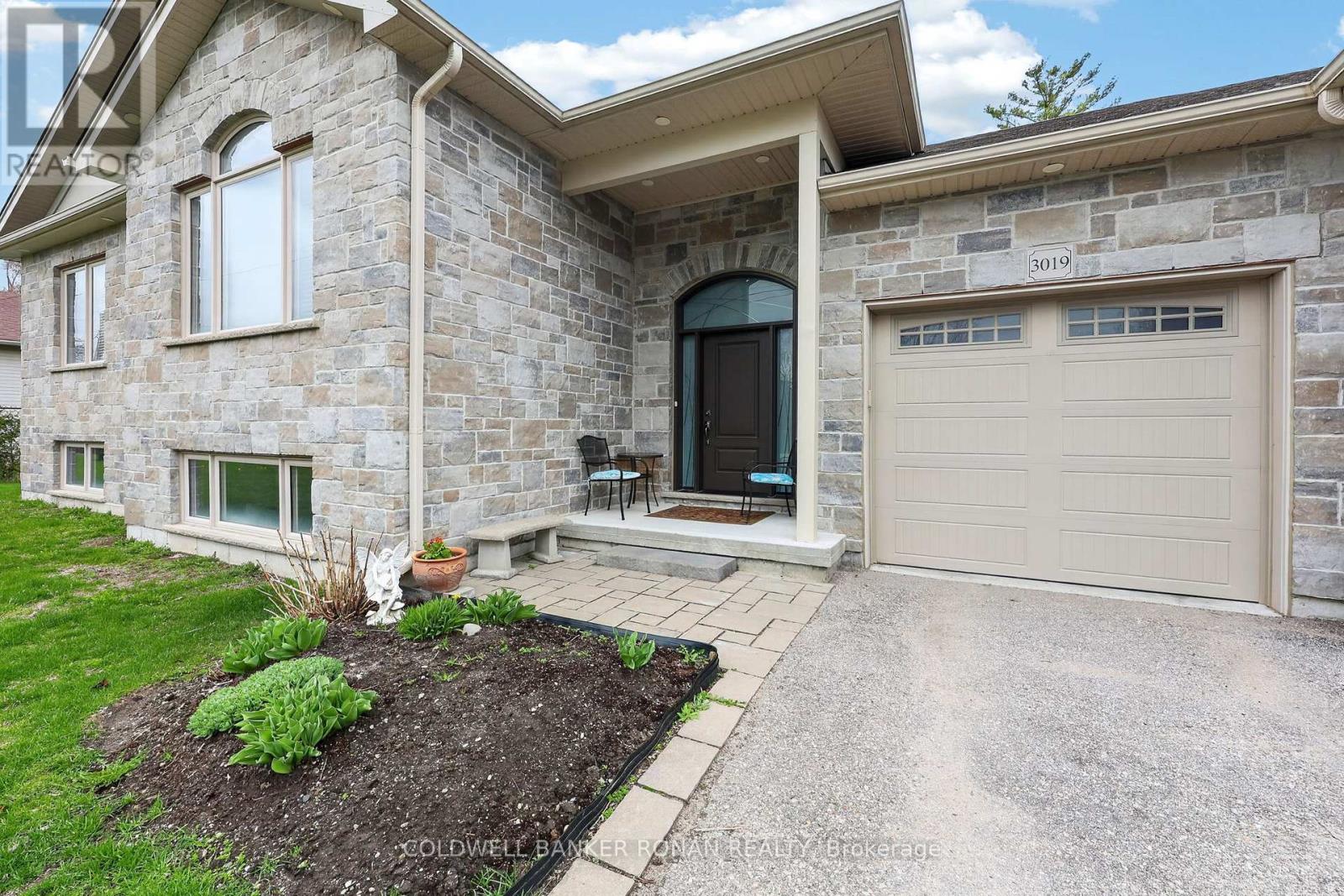 3019 SANDY COVE DRIVE - Image 2