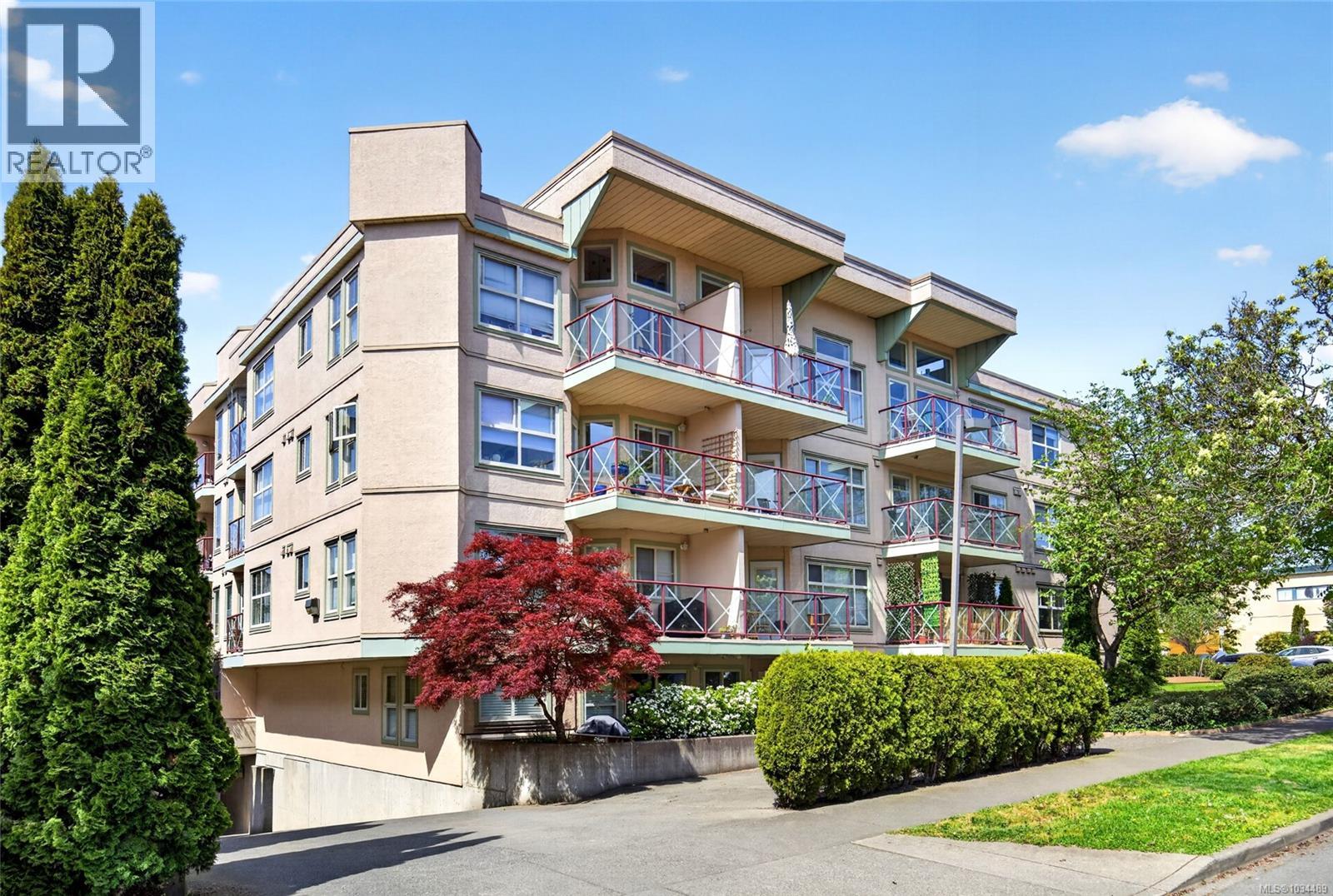 108 2560 Wark Street, Victoria