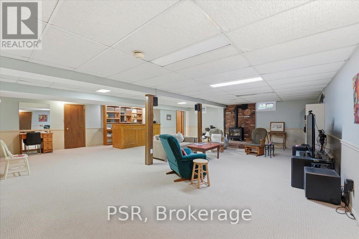76 WALTS STREET - 32