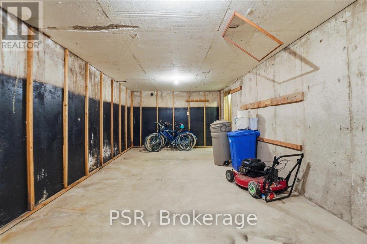 76 WALTS STREET - 38