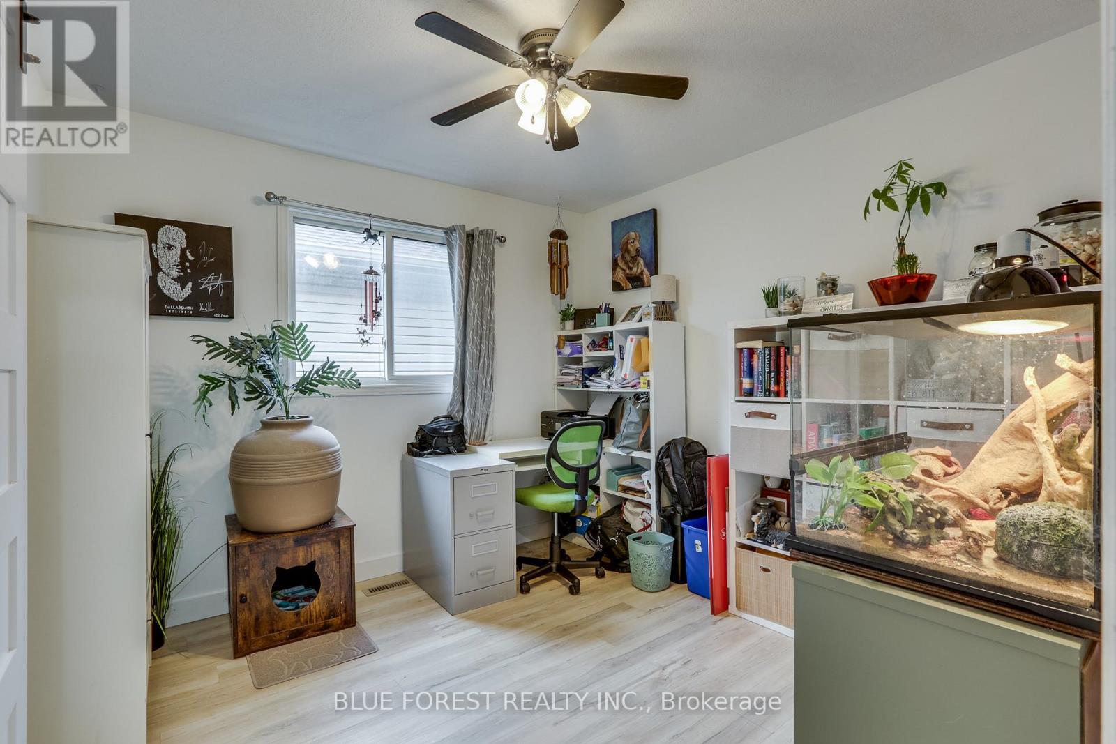 3 MEADOWVALE DRIVE - 10