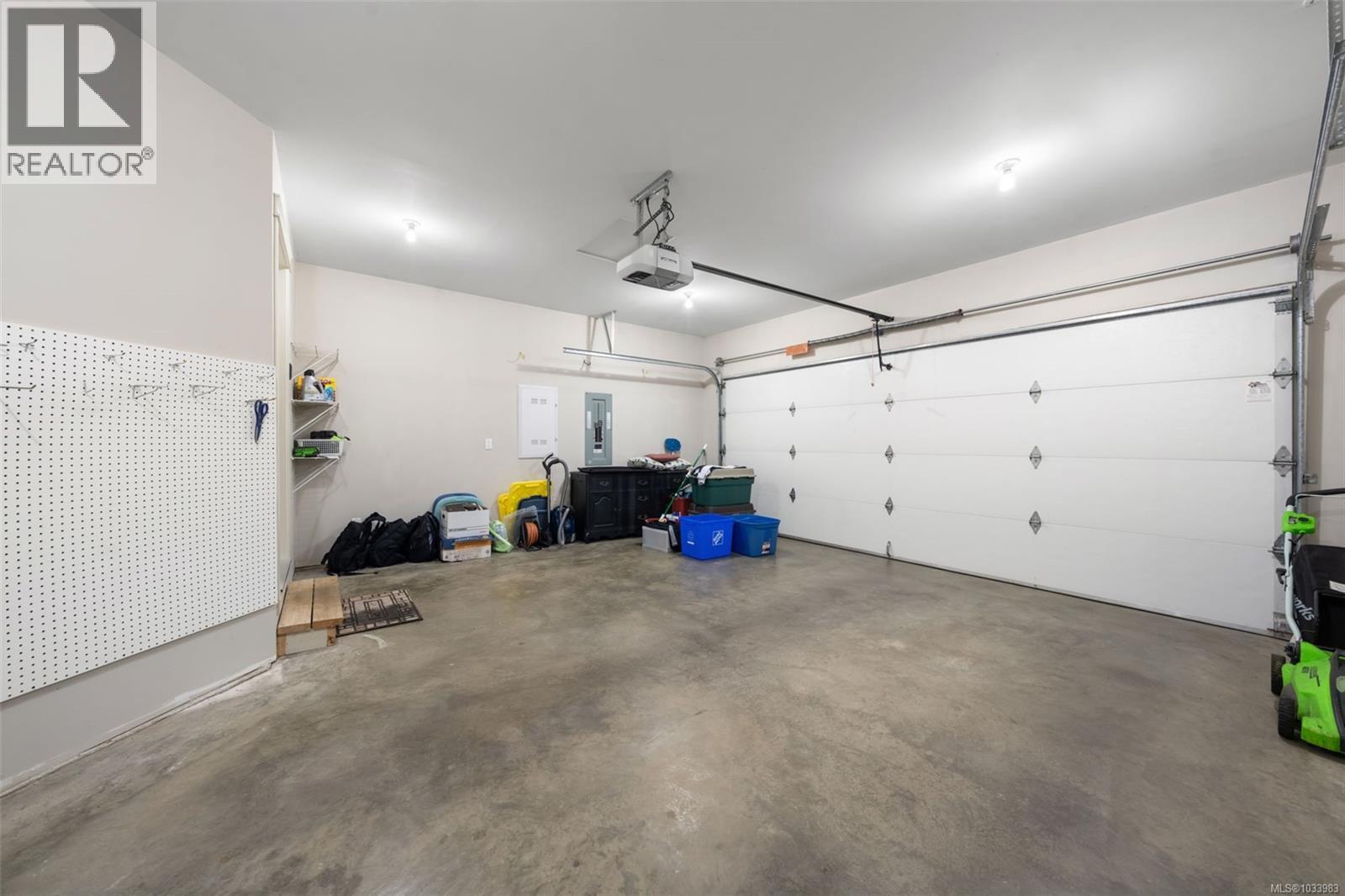 3054 Keystone Dr - 30