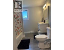 44-46 Harris, Moncton, NB E1C4N6 Photo 6