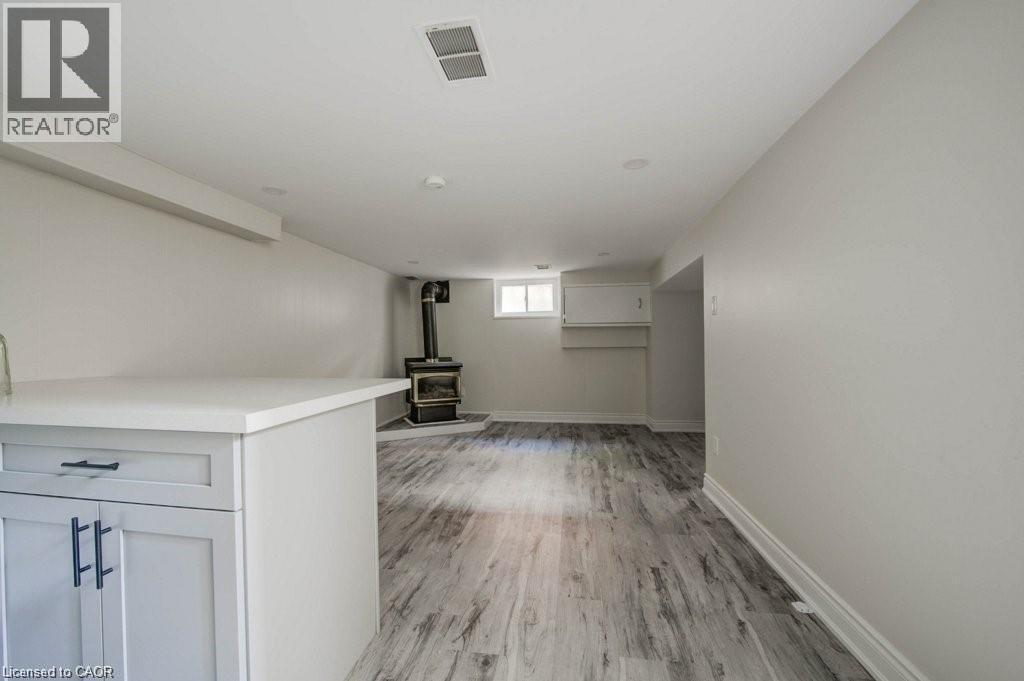 33 SIXTH Avenue, Kitchener, Ontario, N2C1P9 — Photo 14
