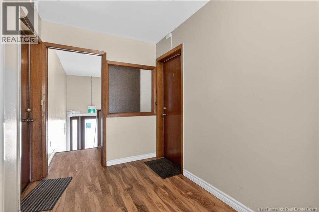 45 Edmond Street - 13