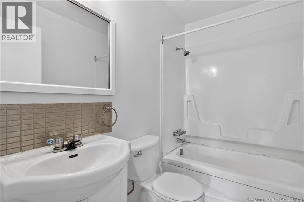 45 Edmond Street - 21