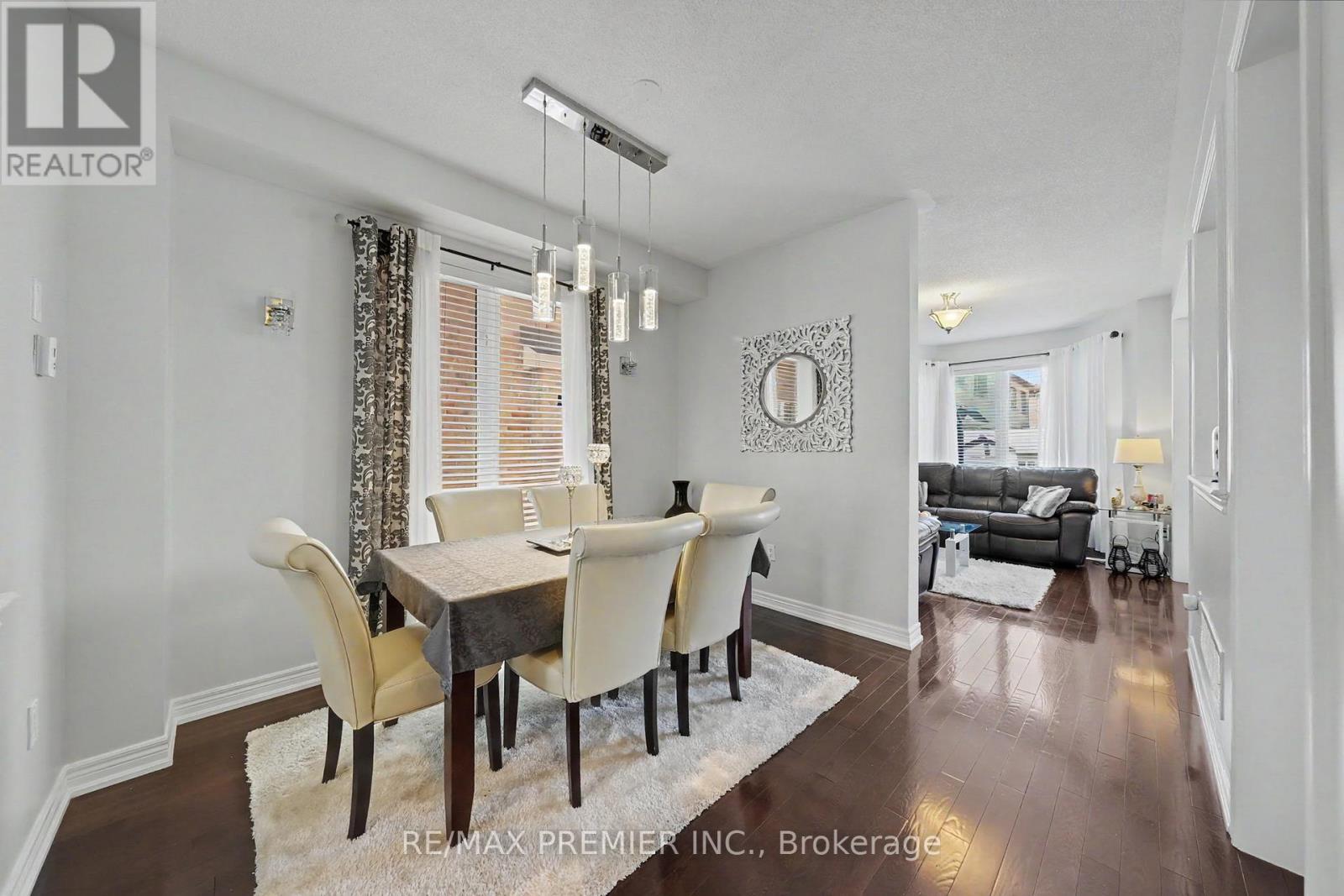 82 CHESTERWOOD CRESCENT - 11