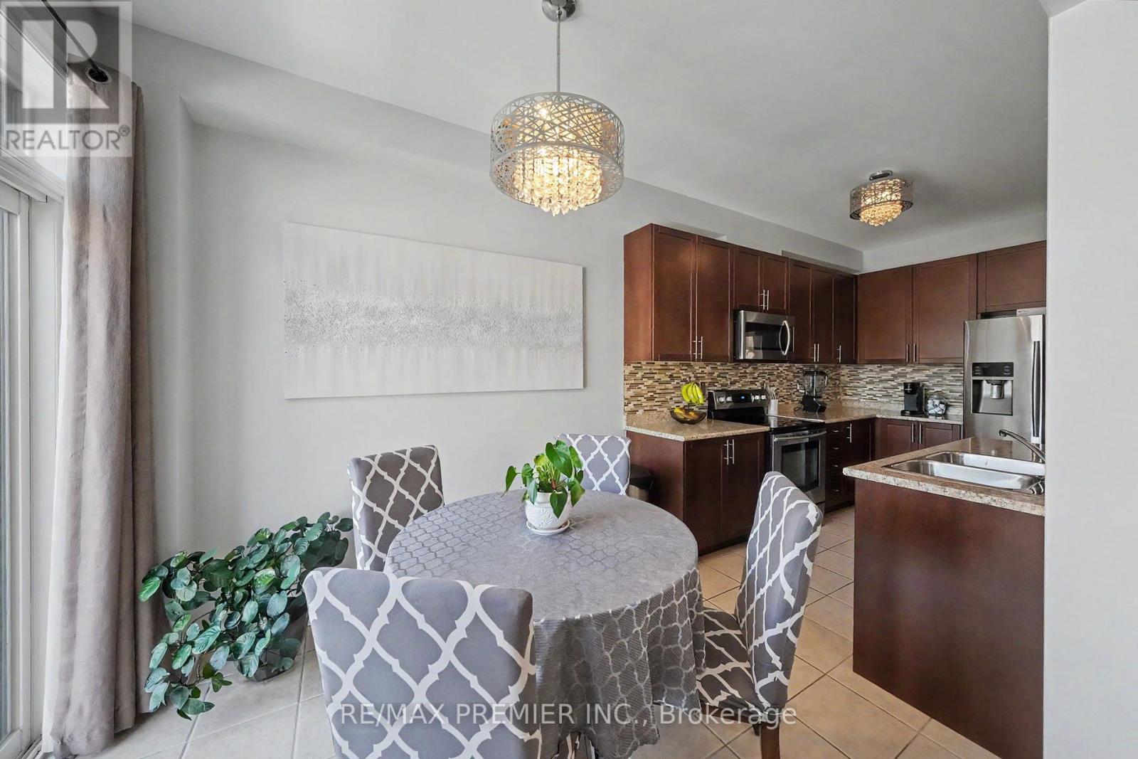 82 CHESTERWOOD CRESCENT - 15