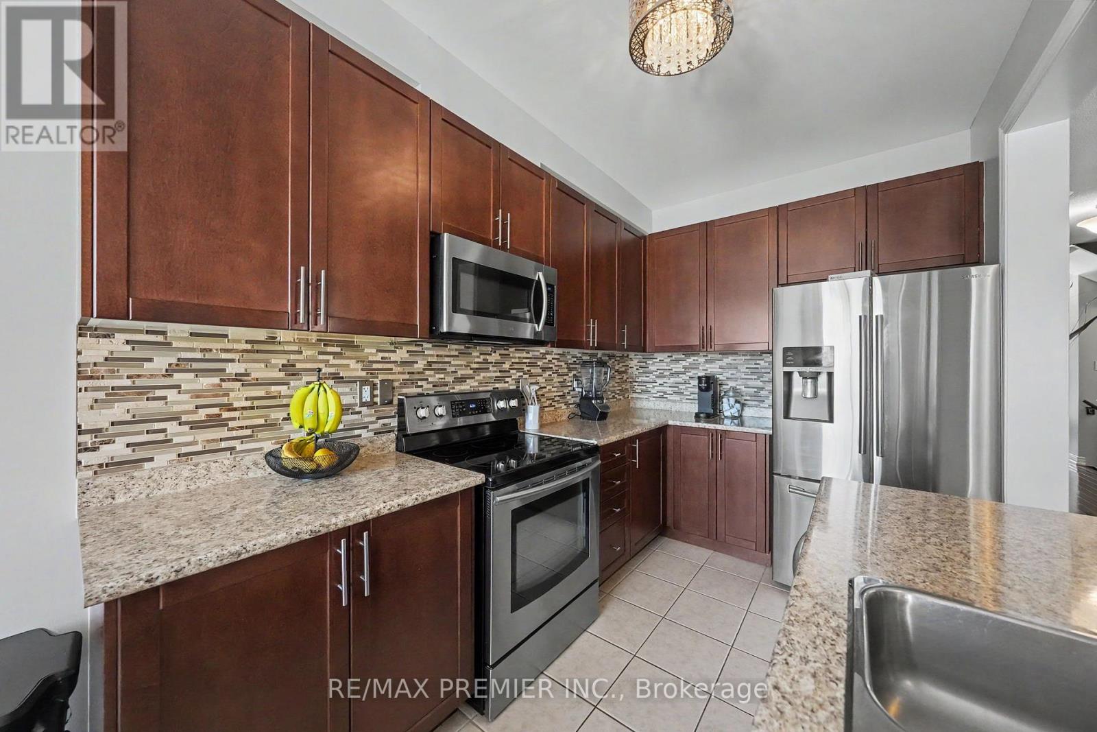 82 CHESTERWOOD CRESCENT - 17