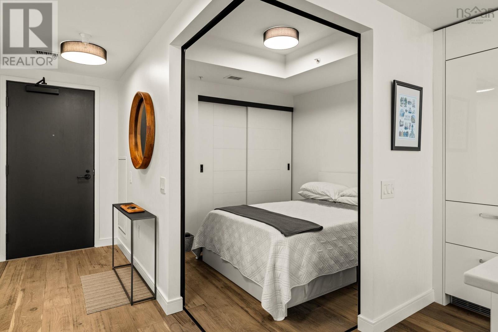 #908 1650 Granville St - 26