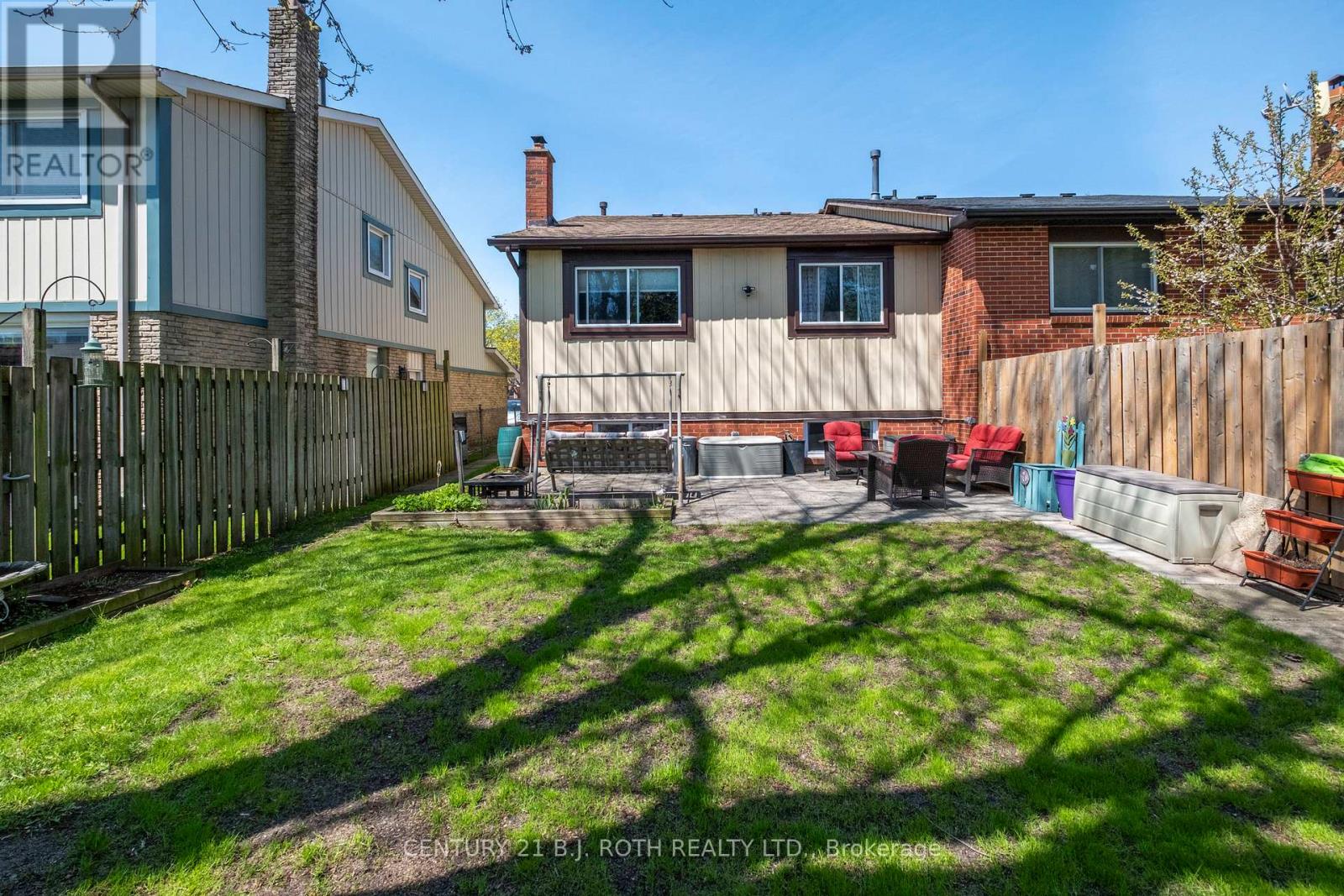 4113 TAFFEY CRESCENT - 12