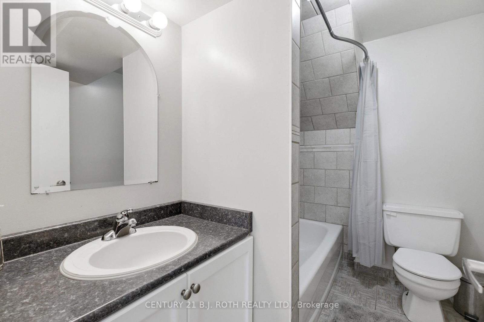 4113 TAFFEY CRESCENT - 37