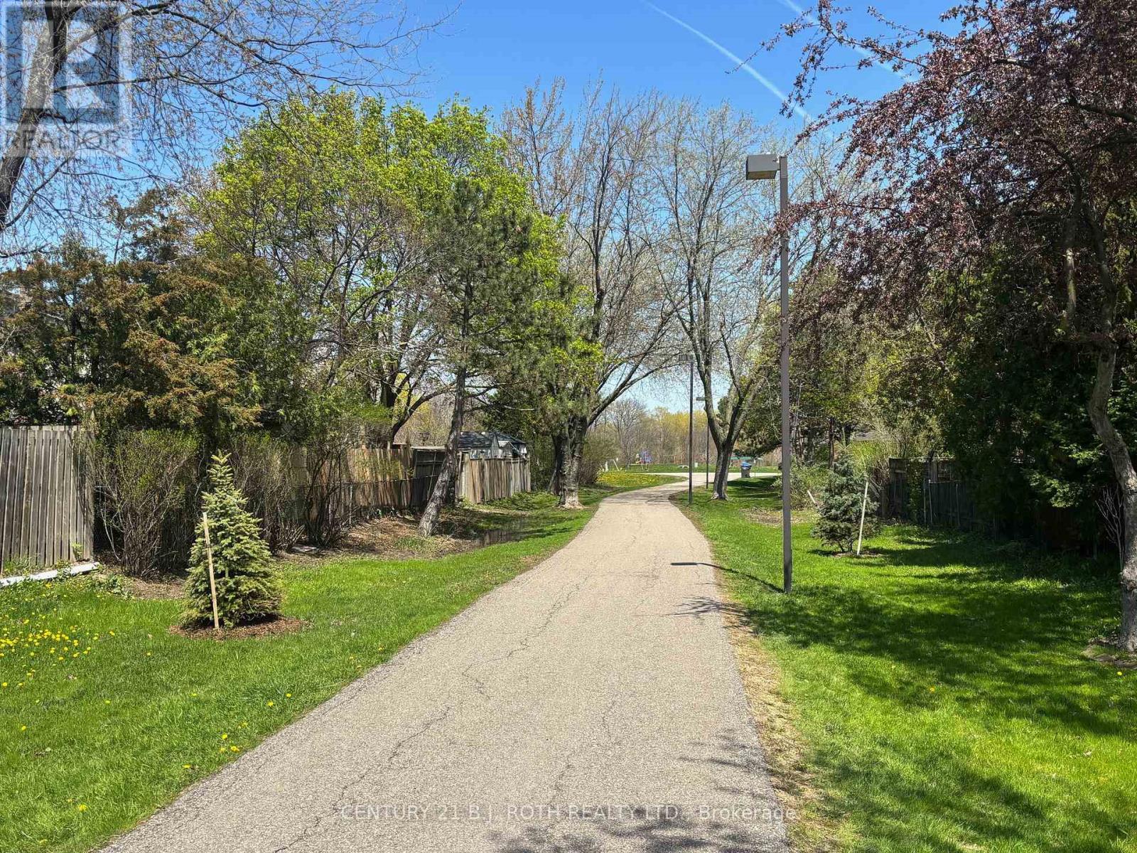 4113 TAFFEY CRESCENT - 41