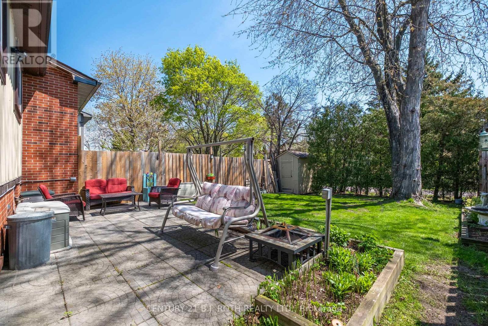 4113 TAFFEY CRESCENT - 8