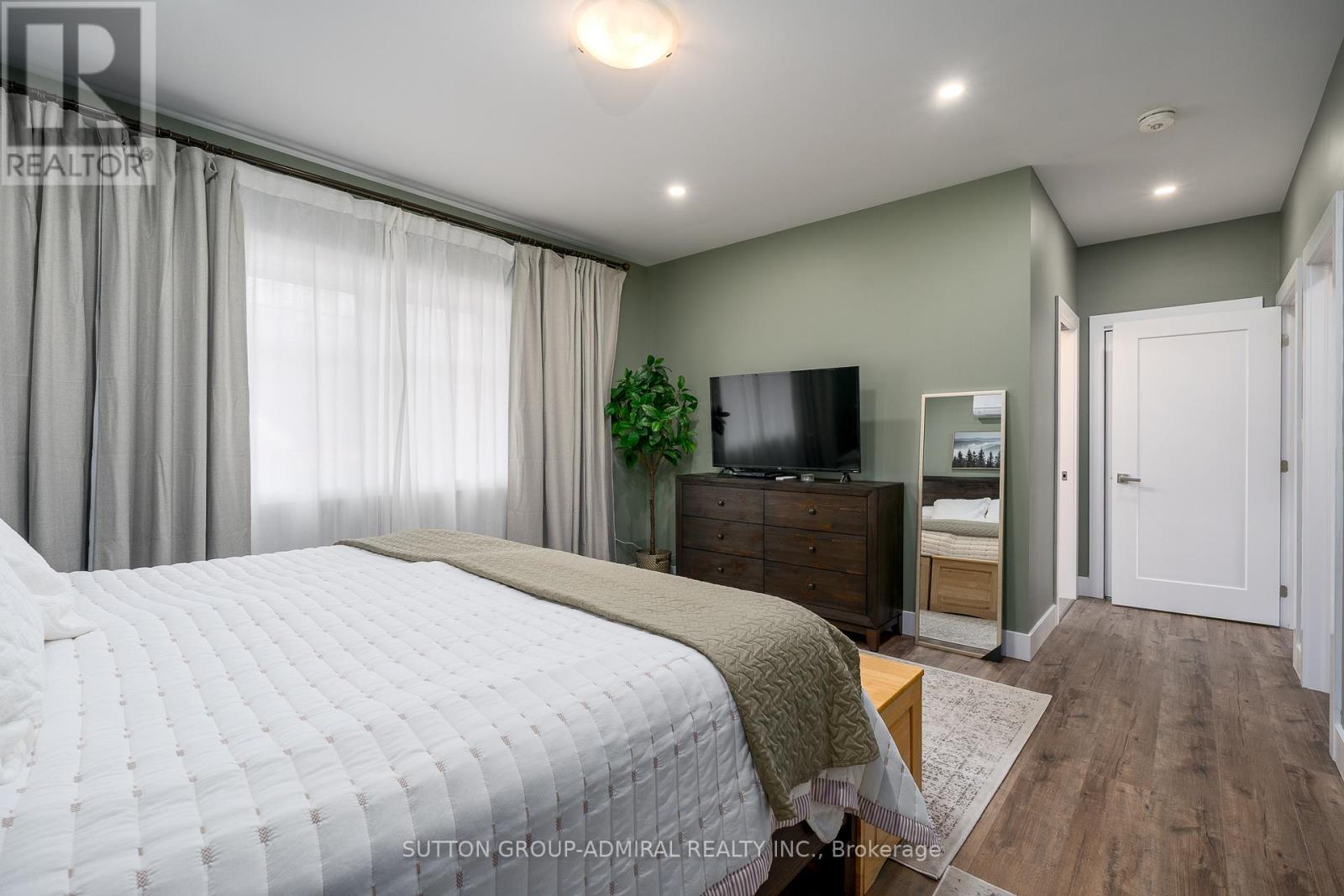 154 SUNSMILE LANE - 20
