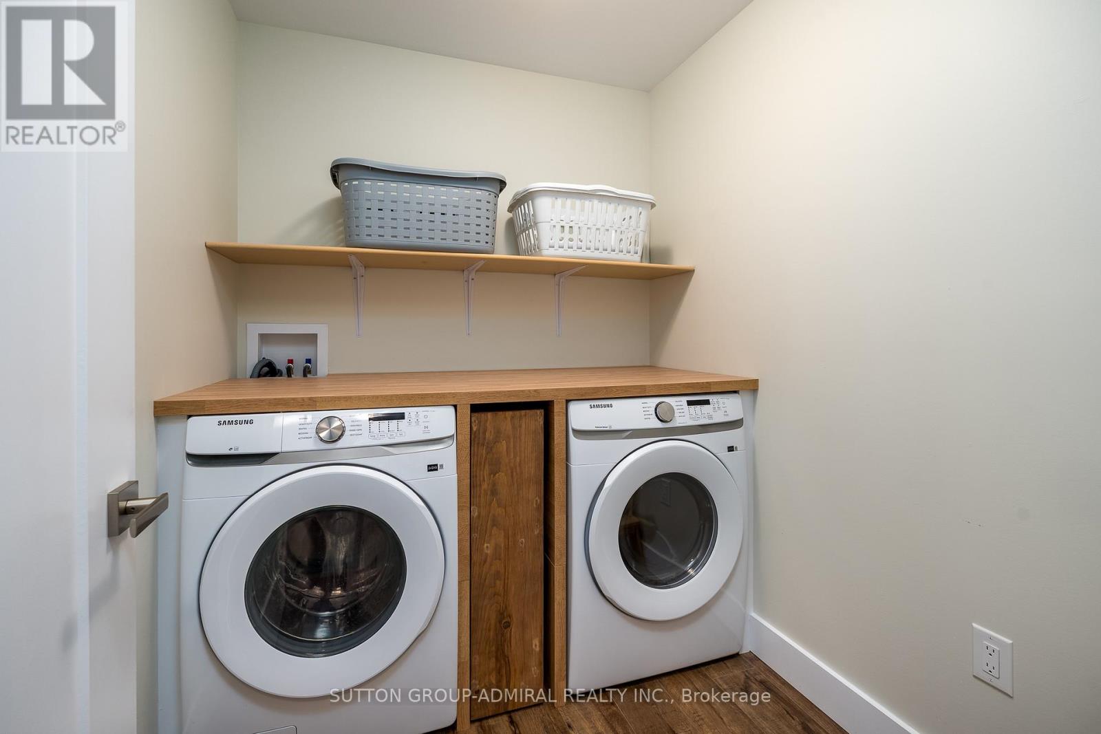 154 SUNSMILE LANE - 21