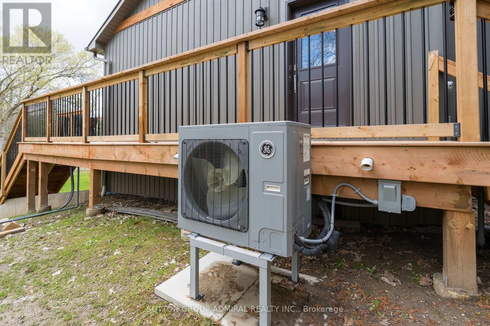 154 SUNSMILE LANE - 38