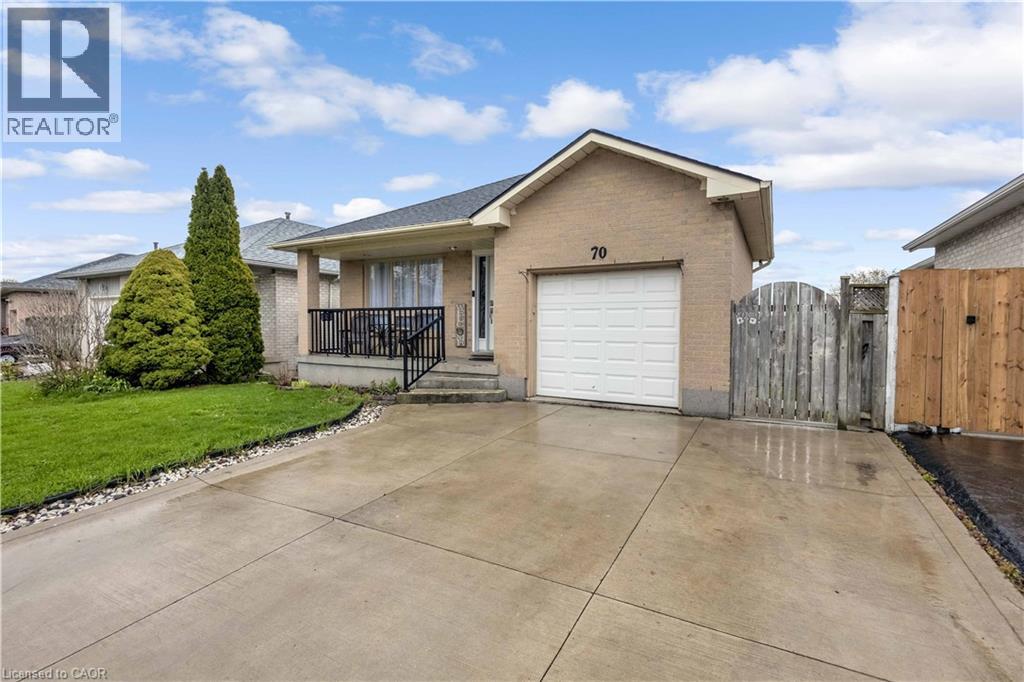 70 OSSINGTON Drive, Hamilton, Ontario, L8W3S4 — Photo 4