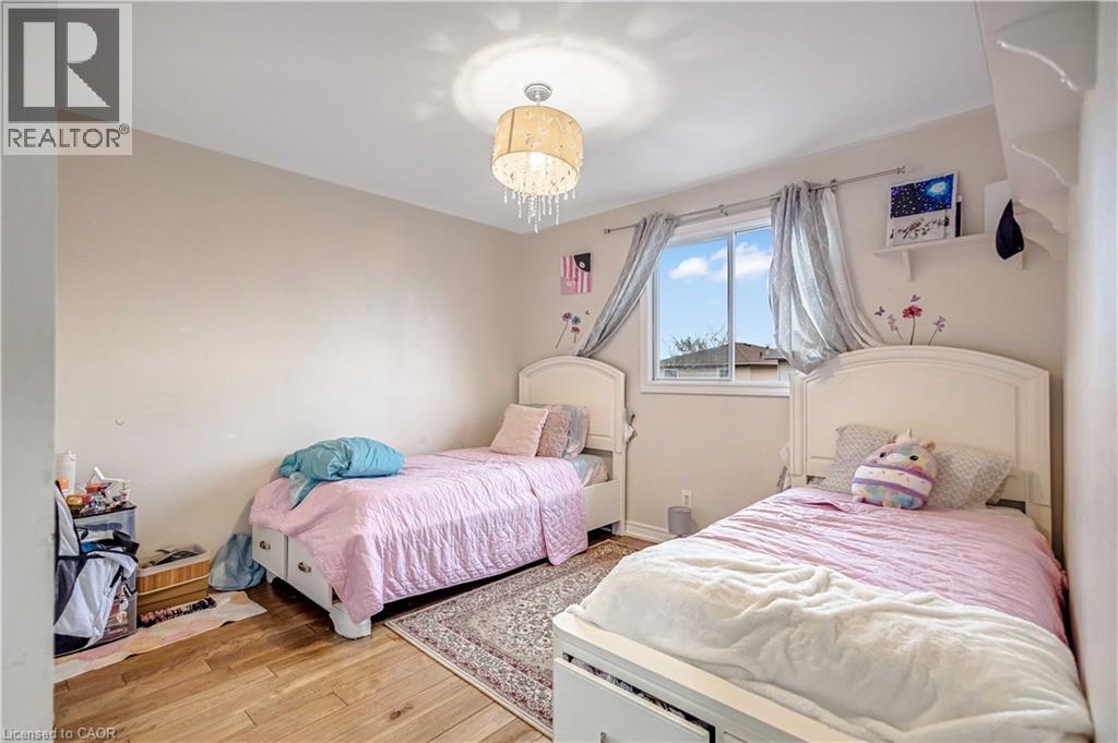 70 OSSINGTON Drive, Hamilton, Ontario, L8W3S4 — Photo 15