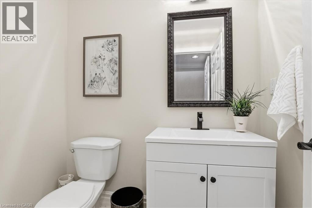 19 FORESTVIEW Drive, Cambridge, Ontario, N1T1V1 — Photo 37