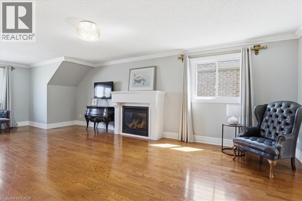 19 FORESTVIEW Drive, Cambridge, Ontario, N1T1V1 — Photo 5