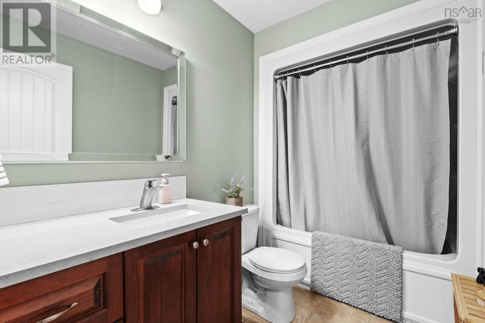 Property 26 of 48 of 55 Kinross Court