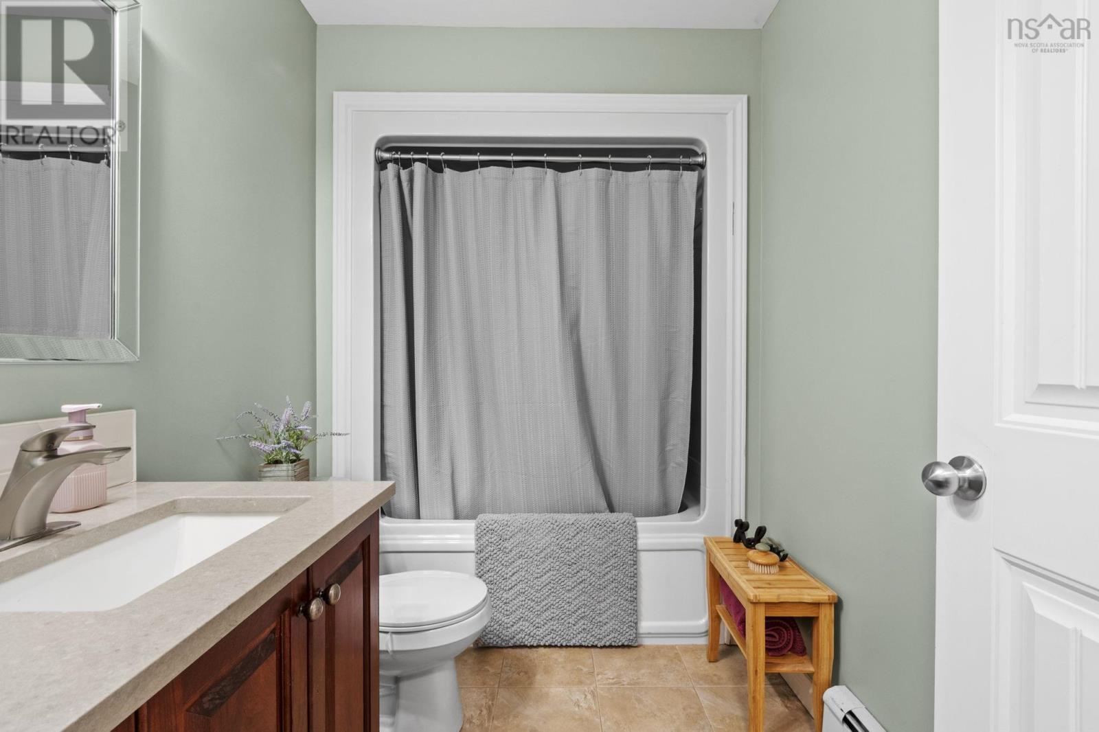Property 27 of 48 of 55 Kinross Court
