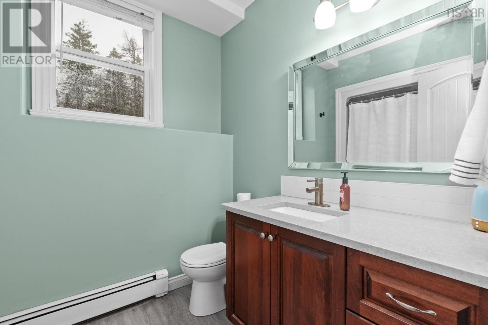 Property 33 of 48 of 55 Kinross Court