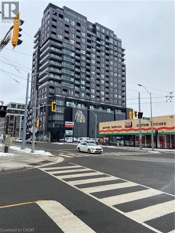 1 VICTORIA Street S Unit# 1601, Kitchener, Ontario, N2G1C2 — Photo 3
