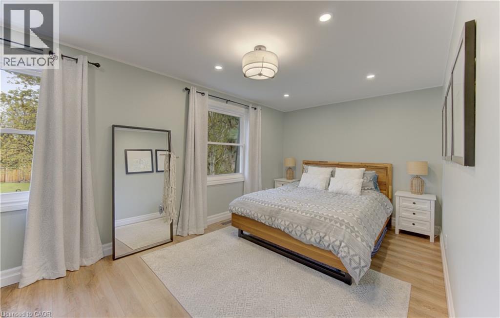 331 DANSBURY Drive, Waterloo, Ontario, N2K2M1 — Photo 12