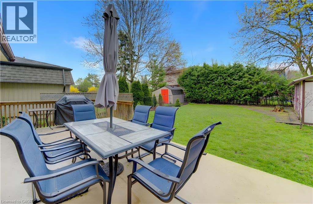 331 DANSBURY Drive, Waterloo, Ontario, N2K2M1 — Photo 22
